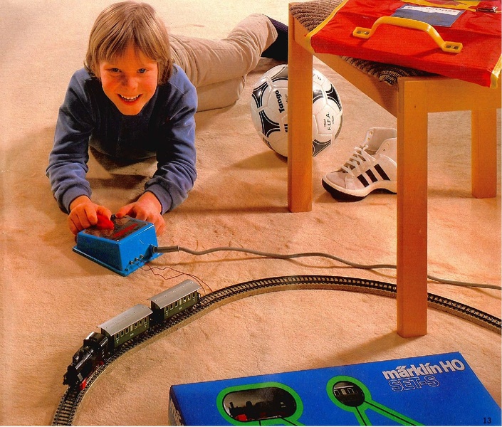 Tiedosto:Marklin 1985 1986 Catalog (EN).pdf